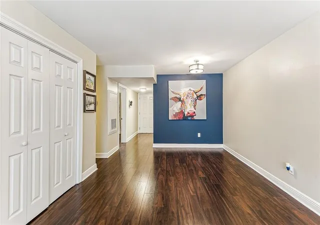 Photo 3 of Condo for sale at 500 Lake Marina Ave #220, New Orleans, LA 70124 | MLS# 2549054 | Listing updated on 2026-08-24