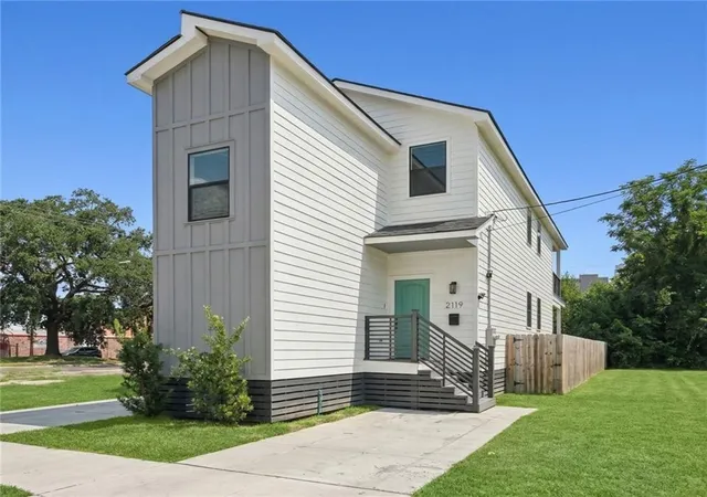 Photo 1 of Multi family home for sale at 2119 Martin Luther King Jr Blvd, New Orleans, LA 70113 | MLS# 2549692 | Listing updated on 2026-08-24