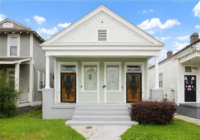 Photo 1 of Single family home for sale at 2709 Milan St, New Orleans, LA 70115 | MLS# 2548077 | Listing updated on 2026-08-23