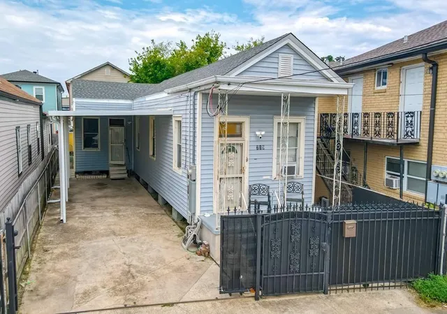 Photo 1 of Single family home for sale at 719 S Salcedo St, New Orleans, LA 70119 | MLS# 2550034 | Listing updated on 2026-08-12
