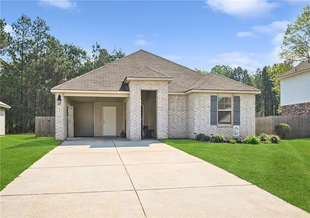 Photo 1 of Single family home for sale at 18397 Fox Holw Loop, Hammond, LA 70401 | MLS# 2549969 | Listing updated on 2026-08-12