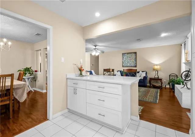 Photo 3 of Single family home for sale at 516 Woodridge Blvd, Mandeville, LA 70471 | MLS# 2549832 | Listing updated on 2026-08-24