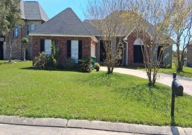 Photo 1 of Single family home for sale at 168 River Oaks Dr, La Place, LA 70068 | MLS# 2550293 | Listing updated on 2026-08-12