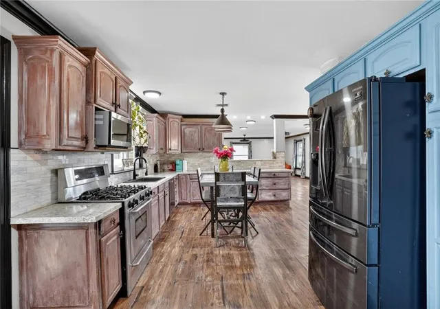 3rd image of 45 E Carmack Dr, Chalmette, LA 70043 | MLS# 2550703
