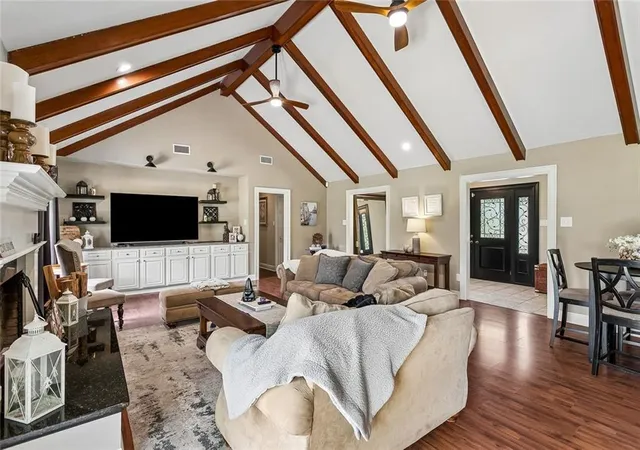 Photo 3 of Sale Pending at 122 Rue De La Paix, Slidell, LA 70461 | MLS# 2550370 | Listing updated on 2026-08-12