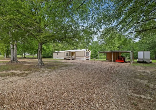 Photo 1 of Sale Pending at 16520 Pine Ln, Springfield, LA 70462 | MLS# 2551064 | Listing updated on 2026-08-24
