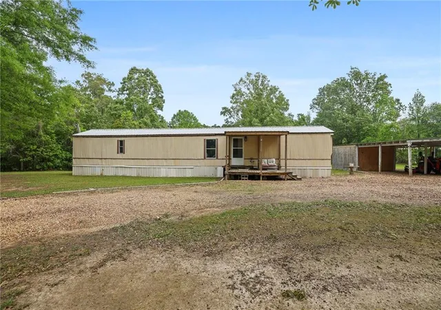 Photo 2 of Sale Pending at 16520 Pine Ln, Springfield, LA 70462 | MLS# 2551064 | Listing updated on 2026-08-24