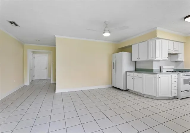 Photo 3 of Single family home for sale at 5336 Ehret Rd, Marrero, LA 70072 | MLS# 2549737 | Listing updated on 2026-08-11