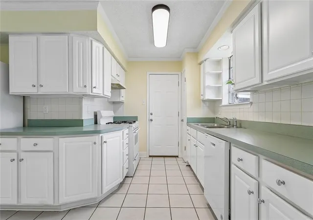 Photo 4 of Single family home for sale at 5336 Ehret Rd, Marrero, LA 70072 | MLS# 2549737 | Listing updated on 2026-08-11