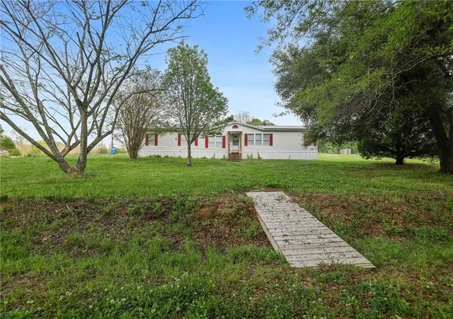 Photo 3 of Single family home for sale at 57273 Briar Patch Cemetery Rd, Loranger, LA 70446 | MLS# 2550004 | Listing updated on 2026-08-17