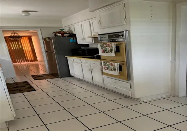 Photo 2 of Single family home for sale at 2207 N Friendship Dr, Harvey, LA 70058 | MLS# 2550878 | Listing updated on 2026-08-17