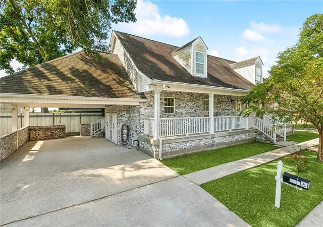 1st image of 614 W Josephine St, Chalmette, LA 70043 | MLS# 2551298