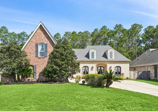 Photo 2 of Single family home for sale at 205 Grande Maison Blvd, Mandeville, LA 70471 | MLS# 2550366 | Listing updated on 2026-08-06