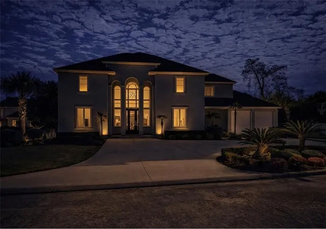 1st image of 132 Pine Valley Dr, New Orleans, LA 70131 | MLS# 2551432