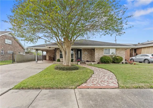 1st image of 1104 Perrin Dr, Arabi, LA 70032 | MLS# 2537769