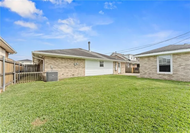 25th image of 1104 Perrin Dr, Arabi, LA 70032 | MLS# 2537769