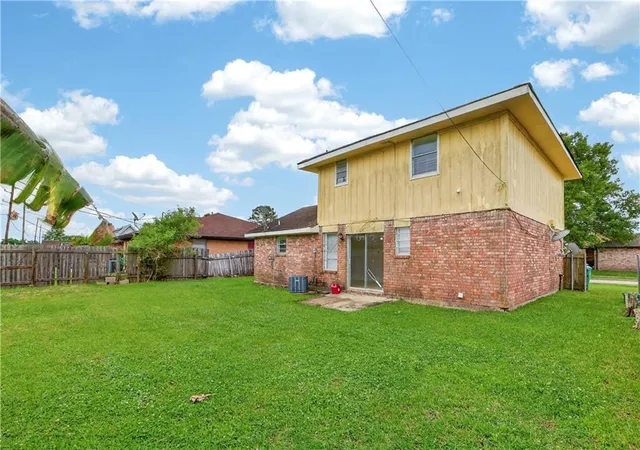 Photo 3 of Single family home for sale at 5441 Tusa Dr, Marrero, LA 70072 | MLS# 2551908 | Listing updated on 2026-08-21