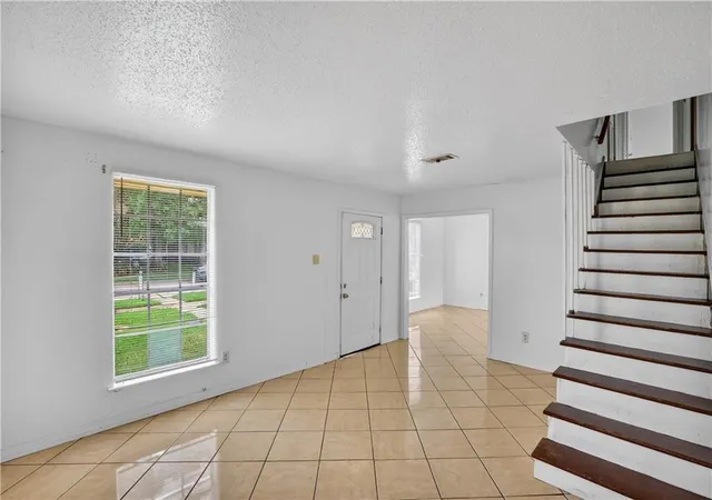 Photo 4 of Single family home for sale at 5441 Tusa Dr, Marrero, LA 70072 | MLS# 2551908 | Listing updated on 2026-08-21