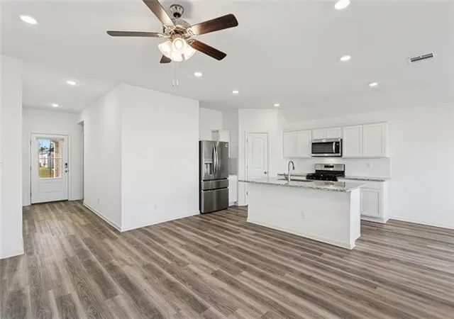 Photo 3 of Single family home for sale at 40545 Cypress Reserve Blvd, Ponchatoula, LA 70454 | MLS# 2552286 | Listing updated on 2026-08-24