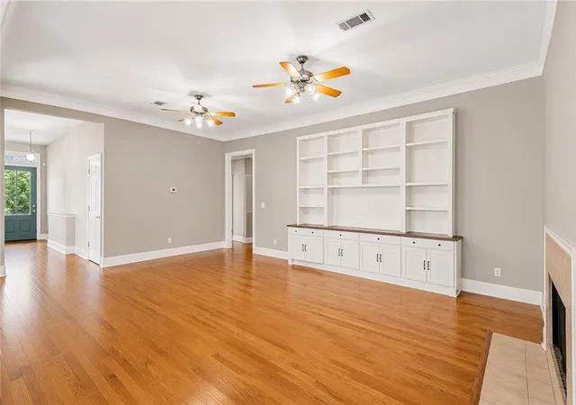 Photo 3 of Single family home for sale at 717 Woodridge Blvd, Mandeville, LA 70471 | MLS# 2552373 | Listing updated on 2026-08-24