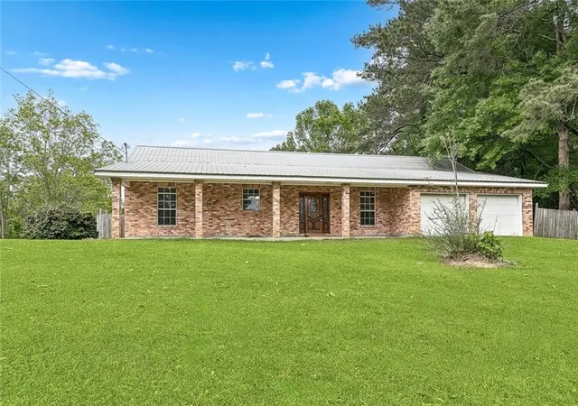 2nd image of 59337 439 Hwy, Bogalusa, LA 70427 | MLS# 2552459