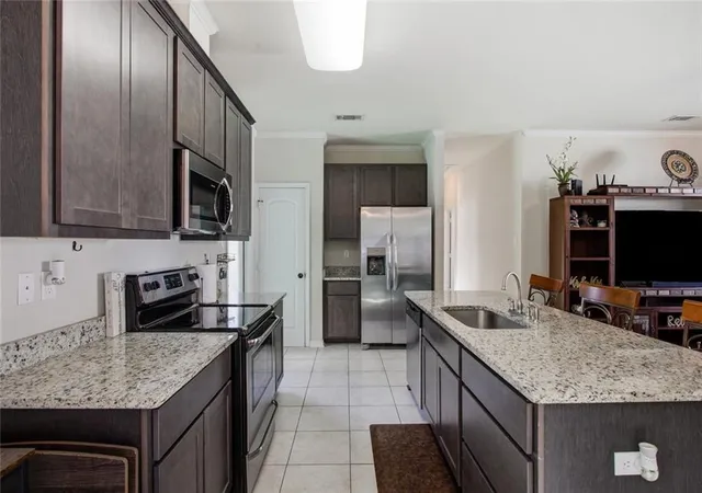 Photo 3 of Single family home for sale at 28469 W Violet St, Lacombe, LA 70445 | MLS# 2552488 | Listing updated on 2026-08-17