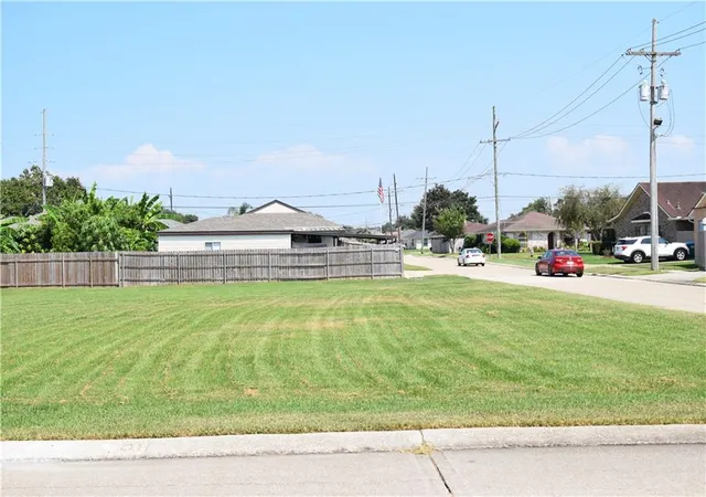 2nd image of 3200 Maine Ave, Kenner, LA 70065 | MLS# 2552054