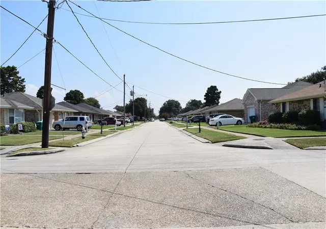 4th image of 3200 Maine Ave, Kenner, LA 70065 | MLS# 2552054