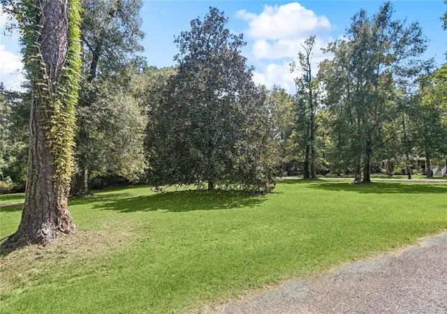 Photo 3 of Single family home for sale at 75578 River Rd, Covington, LA 70435 | MLS# 2551876 | Listing updated on 2026-08-17