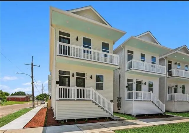 Photo 2 of Multi family home for sale at 2700 S 02 Galvez St, New Orleans, LA 70125 | MLS# 2552949 | Listing updated on 2026-08-25