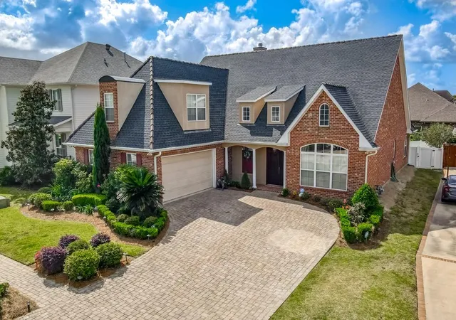 2nd image of 233 Cane Bayou Ln, Kenner, LA 70065 | MLS# 2552809