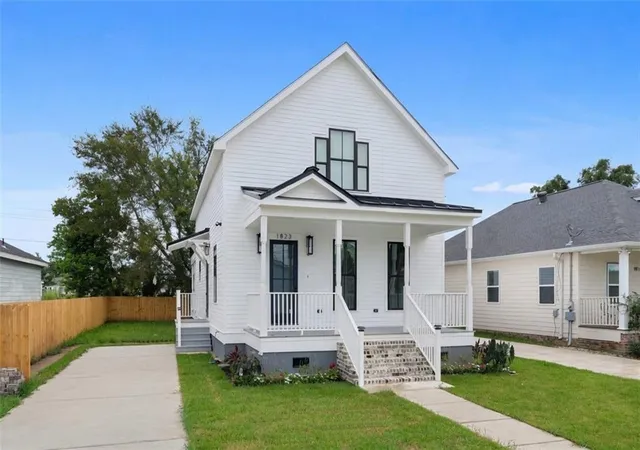 2nd image of 1823 Alexander Ave, Arabi, LA 70032 | MLS# 2553091