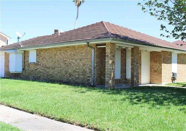 Photo 3 of Single family home for sale at 7671 Inlet Ln, New Orleans, LA 70128 | MLS# 2553241 | Listing updated on 2026-08-12