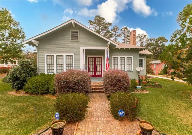Photo 1 of Single family home for sale at 407 Ave B, Kentwood, LA 70444 | MLS# 2553652 | Listing updated on 2026-08-13