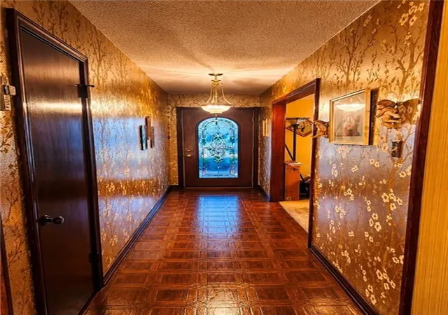 Photo 3 of Sale Pending at 5545 Trinity Dr, Marrero, LA 70072 | MLS# 2553533 | Listing updated on 2026-08-18