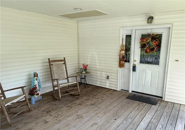 Photo 3 of Sale Pending at 1732 Barbara Dr, Slidell, LA 70460 | MLS# 2553622 | Listing updated on 2026-08-13