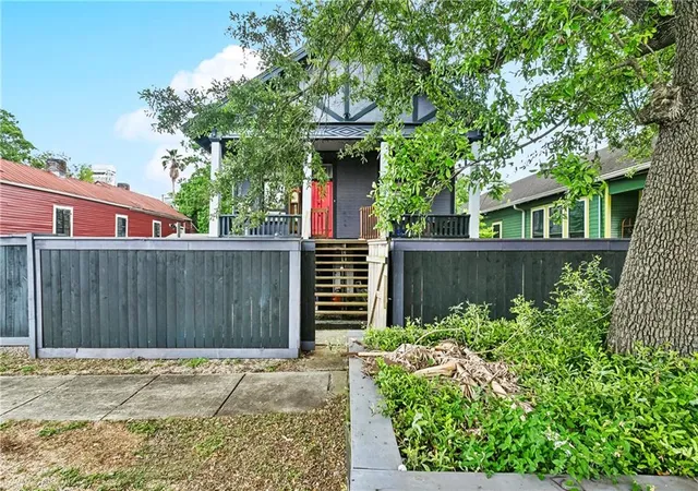 Photo 2 of Single family home for sale at 1421 Kentucky St, New Orleans, LA 70117 | MLS# 2553855 | Listing updated on 2026-08-23