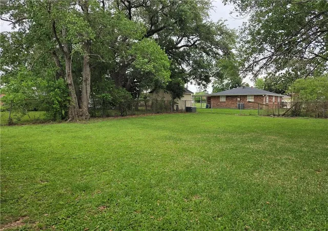 Photo 12 of Single family home for sale at 2617 Colorado Dr, Marrero, LA 70072 | MLS# 2553777 | Listing updated on 2026-09-29