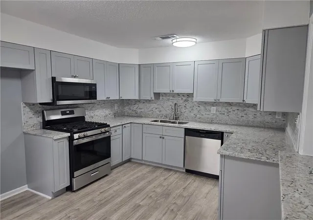 Photo 3 of Single family home for sale at 2617 Colorado Dr, Marrero, LA 70072 | MLS# 2553777 | Listing updated on 2026-09-29