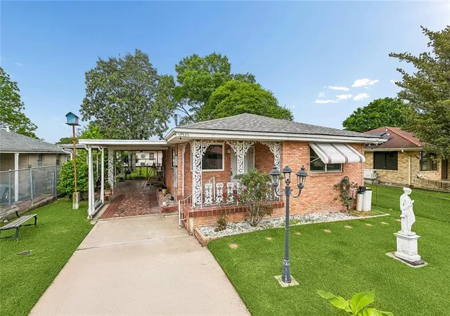 2nd image of 2336 Plaza Dr, Chalmette, LA 70043 | MLS# 2550464