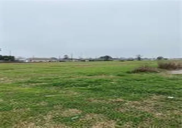 1st image of 0 Patricia St, Chalmette, LA 70043 | MLS# 2554125