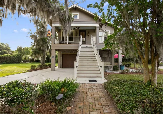 2nd image of 127 Wilkinson St, Mandeville, LA 70448 | MLS# 2553311