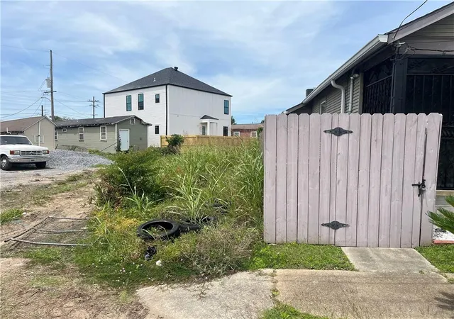 Photo 4 of Land for sale at 1317 S Salcedo St, New Orleans, LA 70125 | MLS# 2554385 | Listing updated on 2026-08-11