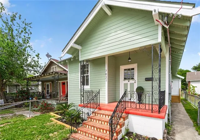 Photo 3 of Single family home for sale at 7021 Fig St, New Orleans, LA 70125 | MLS# 2554174 | Listing updated on 2026-08-20