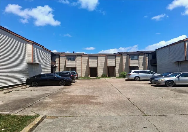 Photo 1 of Condo for sale at 3502 Vespasian St #154, New Orleans, LA 70114 | MLS# 2551226 | Listing updated on 2026-08-18
