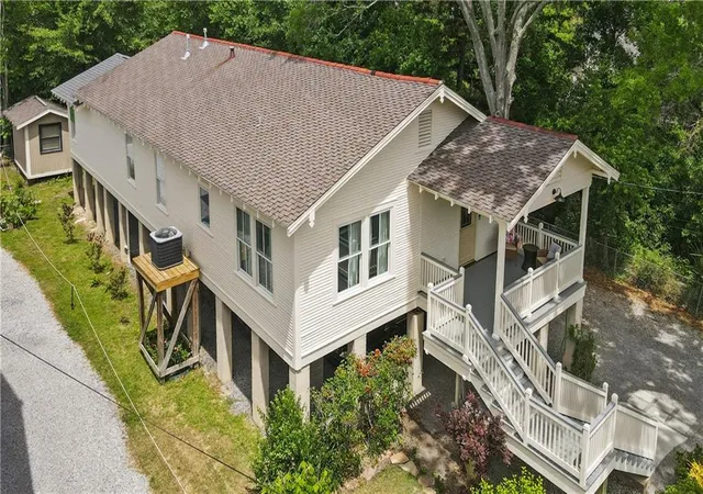 Photo 3 of Single family home for sale at 406 Carroll St, Mandeville, LA 70448 | MLS# 2553648 | Listing updated on 2026-08-12