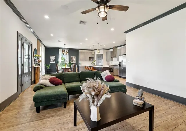 2nd image of 229 Jaguar Dr, Arabi, LA 70032 | MLS# 2554759