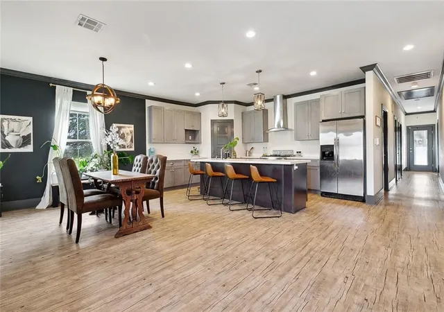 Photo 3 of Single family home for sale at 229 Jaguar Dr, Arabi, LA 70032 | MLS# 2554759 | Listing updated on 2026-09-30
