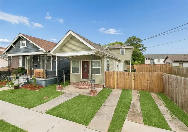 Photo 1 of Single family home for sale at 3020 Burdette St, New Orleans, LA 70125 | MLS# 2554493 | Listing updated on 2026-08-06