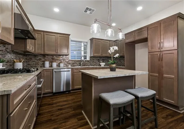 Photo 2 of Single family home for sale at 3020 Burdette St, New Orleans, LA 70125 | MLS# 2554493 | Listing updated on 2026-08-06